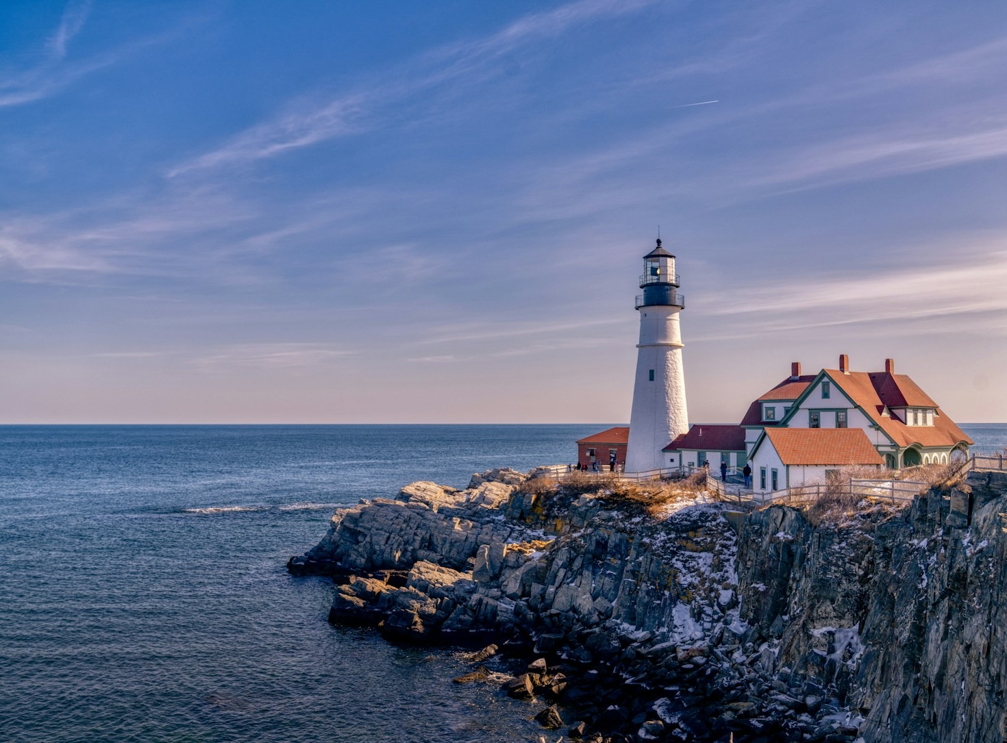 Essential Elements of New England Home Decor